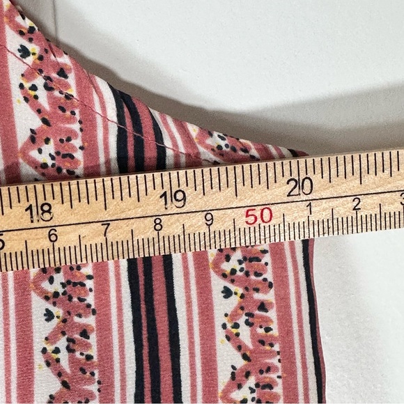 Vintage Rafaella 100% Silk Blouse Sz 14W burgundy black motif Sleeveless Top - Picture 4 of 8